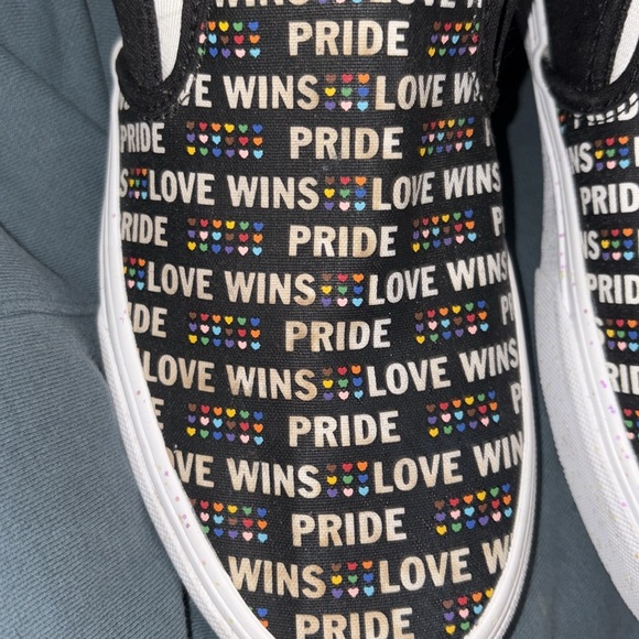 Vans Off The Wall - PRIDE - RAINBOW color 9w - Picture 10 of 14